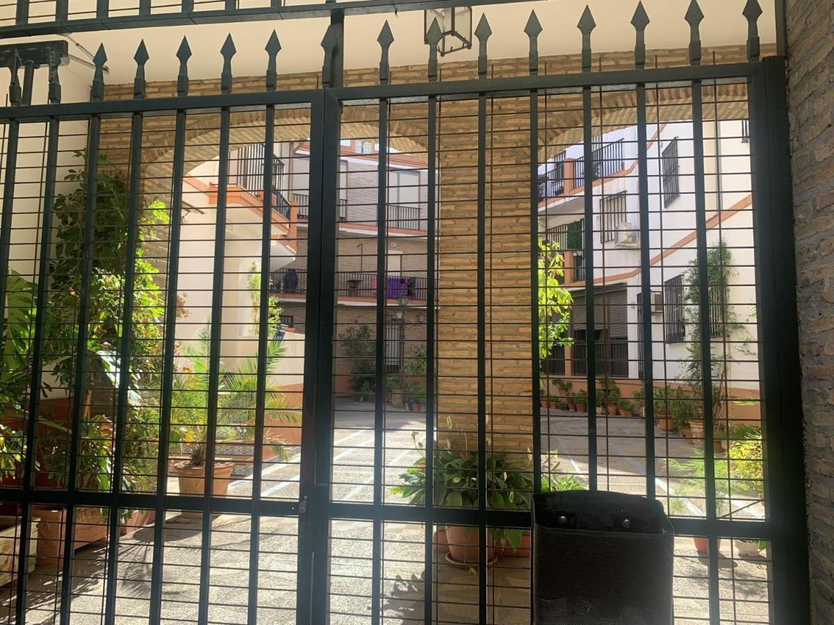 Lucia De Triana Apartment Seville Exterior photo
